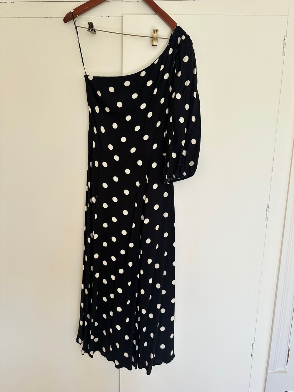 Reformation Black and White Polka Dot One-Shoulder Midi Dress - Picture 4 of 6